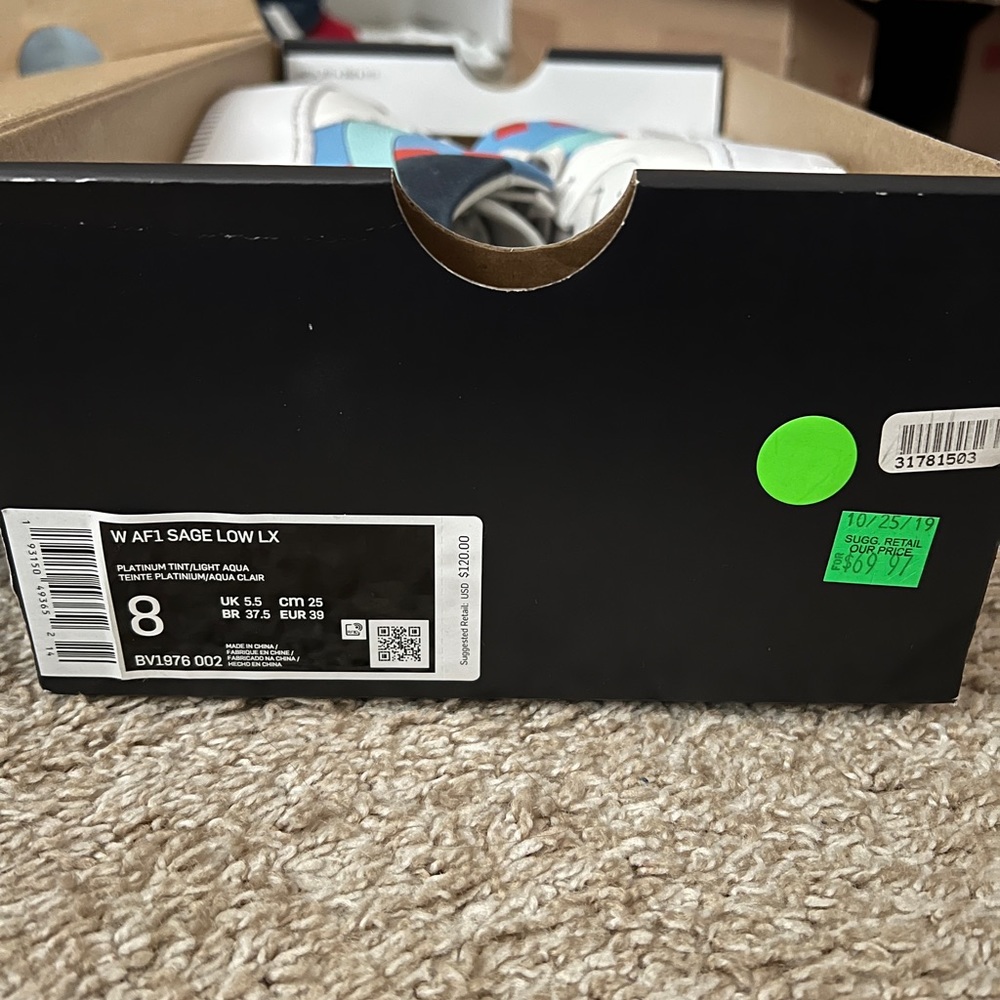 Womens Nike AF1 Sage Low sneakers
